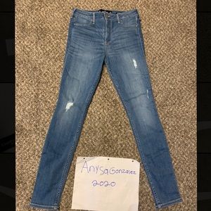 Hollister jeans